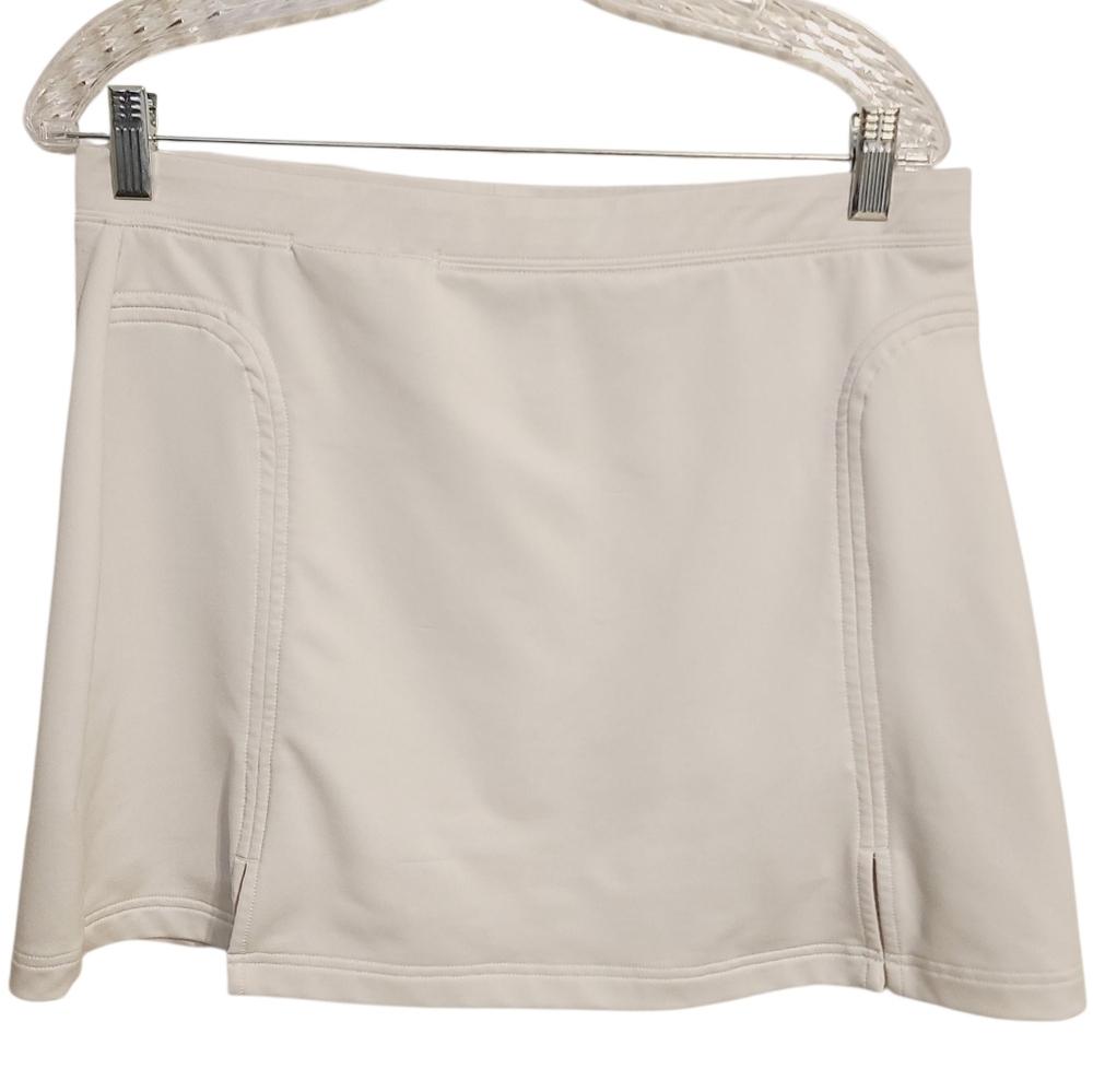 Adidas | Women's White Clima Cool Golf or Athletic Skorts (Size 12)